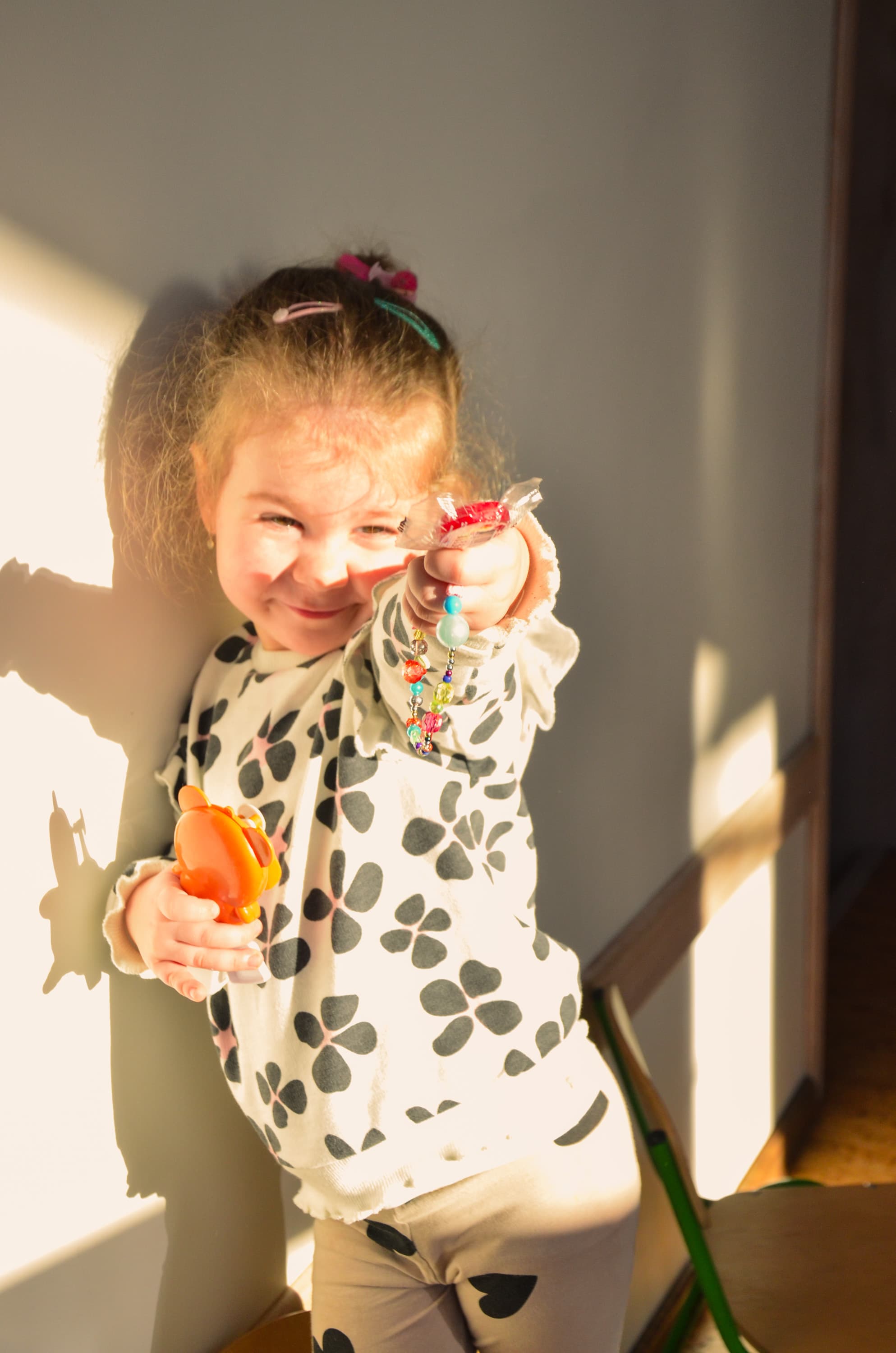 Діти граються на вулиці